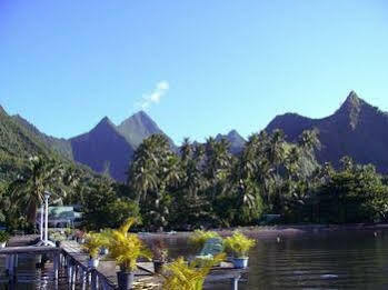 Bonjouir Lodge Paradise Teahupoo Extérieur photo